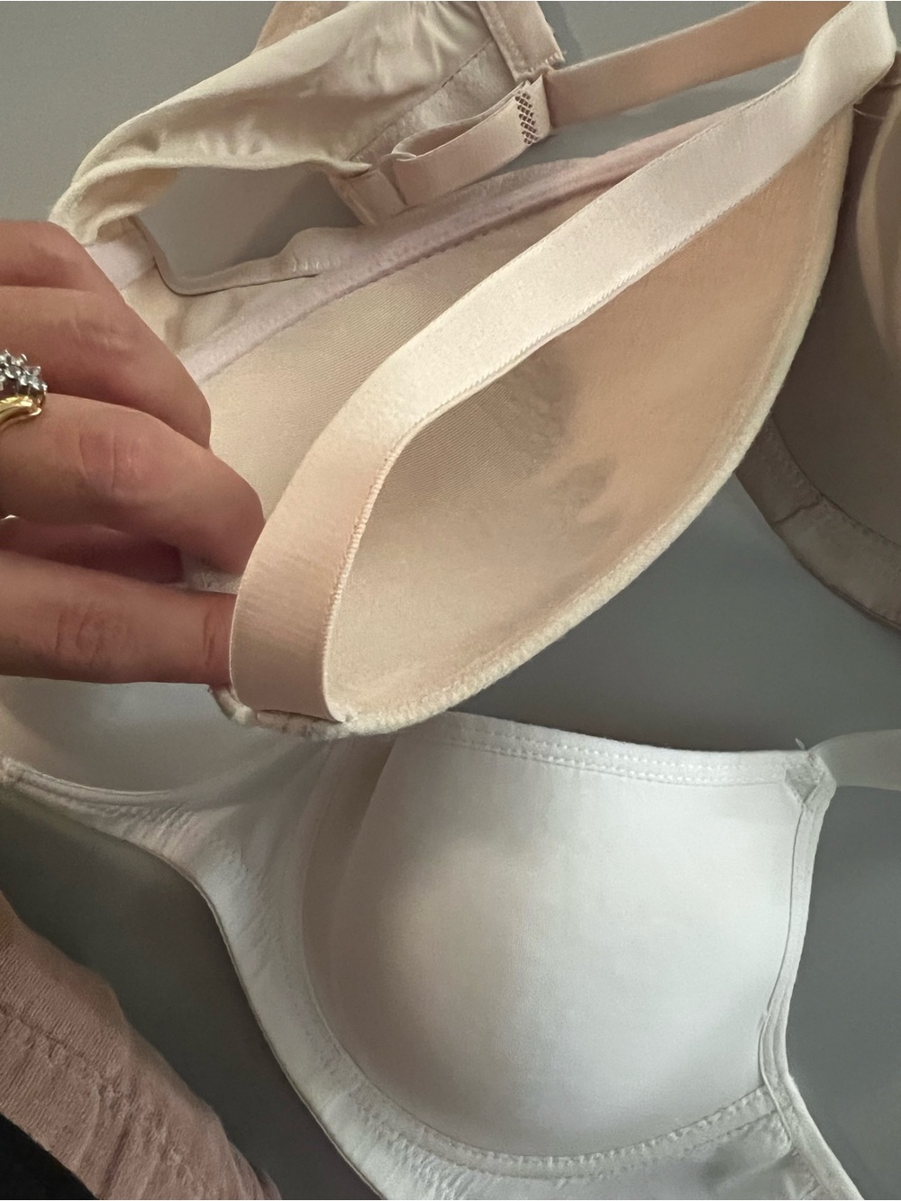 34D bra bundle - Picture 4 of 4